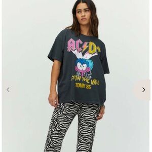 Daydreamer AC/DC Fly on the Wall Vintage Black Wash t-shirt Size Small